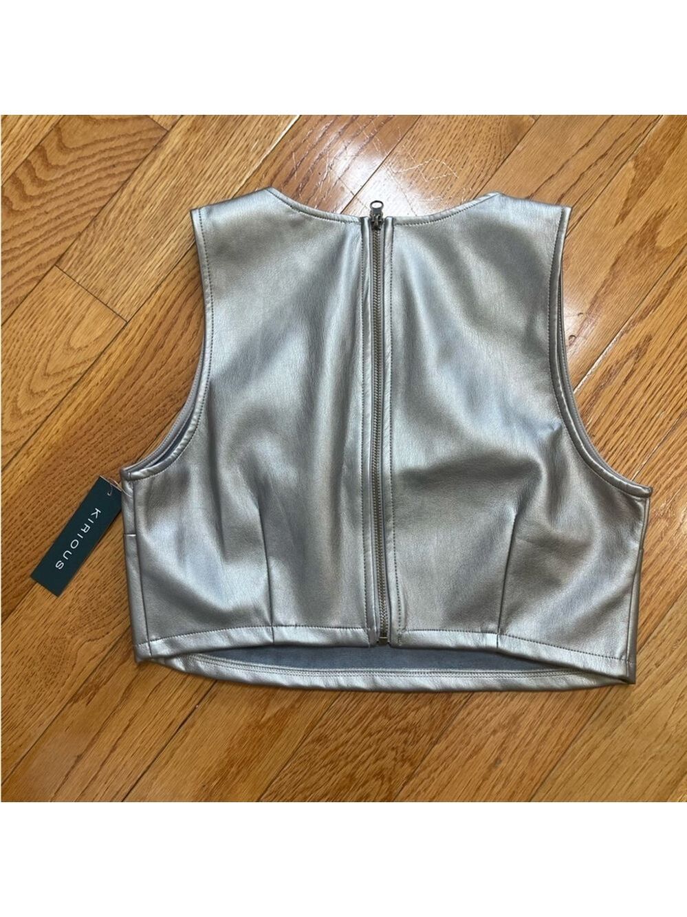 Kirious Women's Metallic Faux Leather Crop Top Trendy silver Sz L - Picture 10 of 11